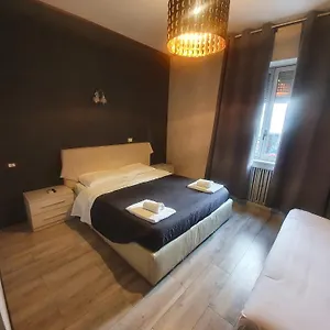 Sira House Milão