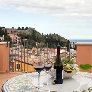 Vilagos & Loft Apartamento Taormina